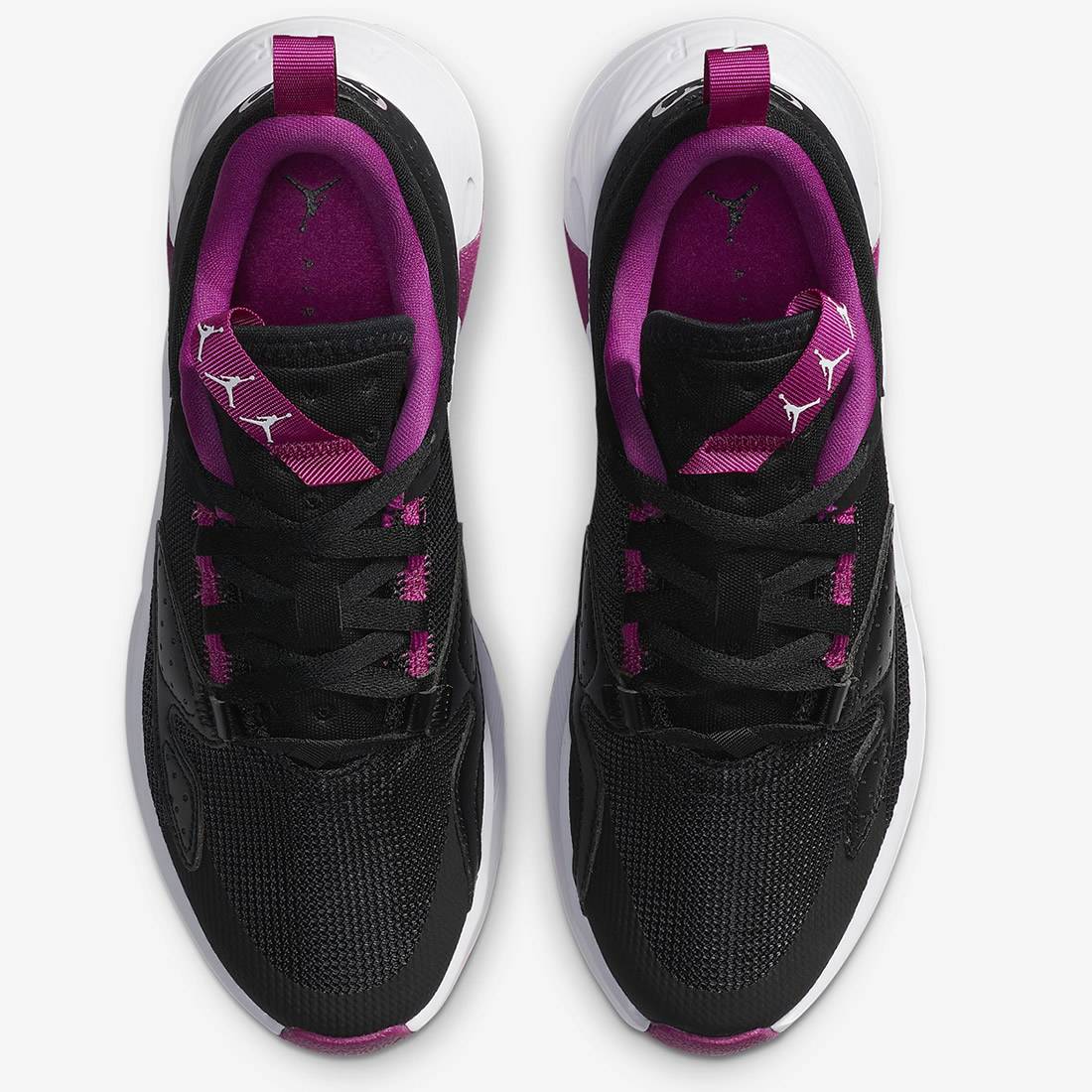 jordan wmns air cadence