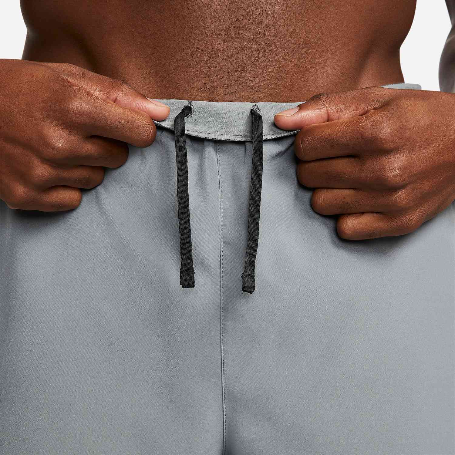 NIKE DRI-FIT CHALLENGER MEN'S SHORTS