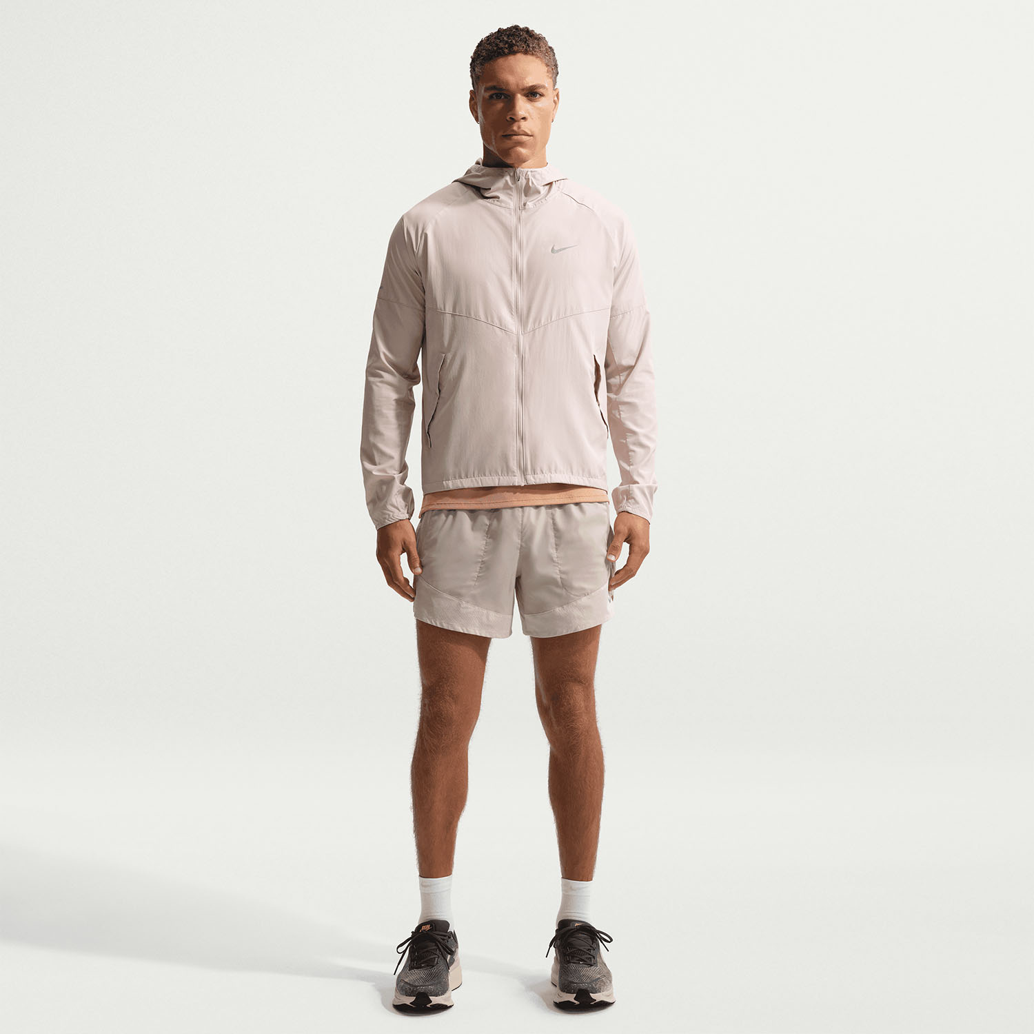 Nike Repel Miler Jacket Kişilər üçün gödəkçə