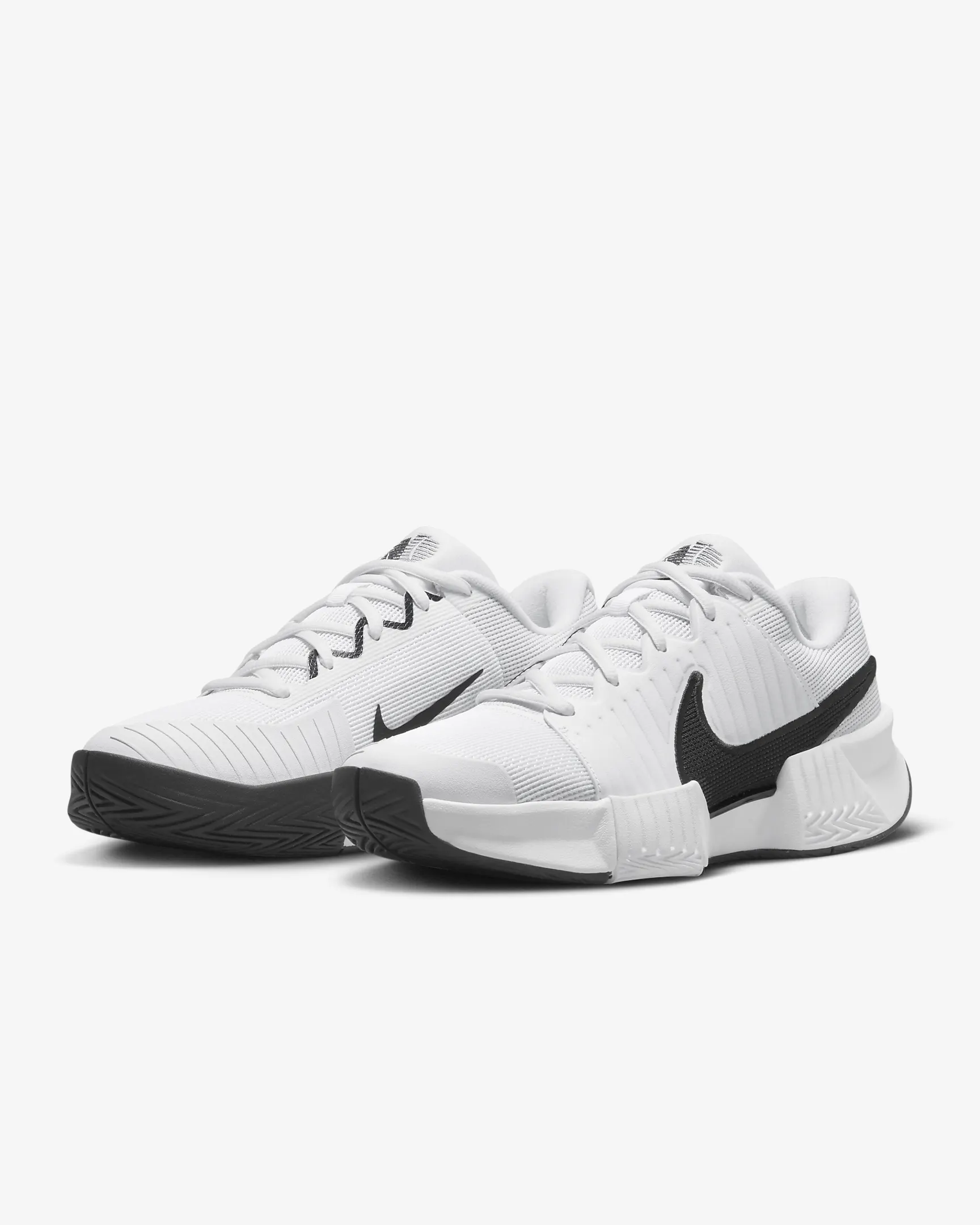 NIKE ZOOM GP CHALLENGE PRO HC WOMEN'S SHOES