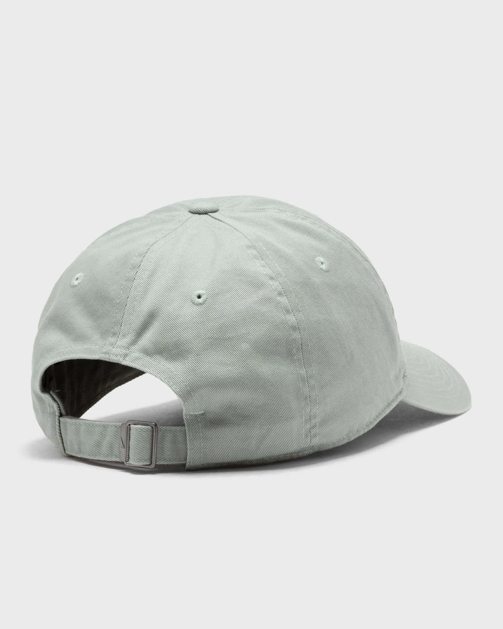 NIKE CLUB
UNSTRUCTURED FUTURA WASH UNISEX CAP