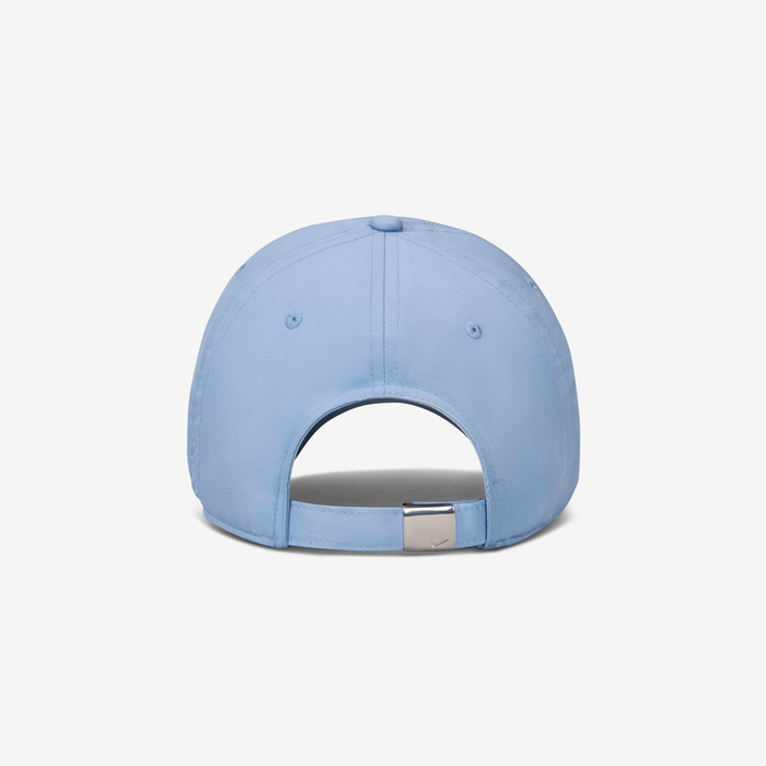 Nike Dri-FIT Club Unstructured Metal Swoosh Cap