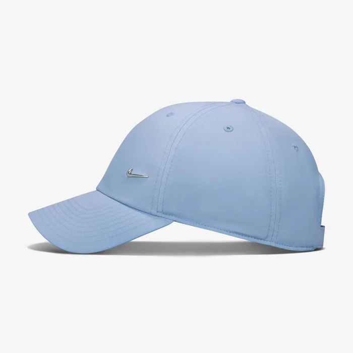 Nike Dri-FIT Club Unstructured Metal Swoosh Cap