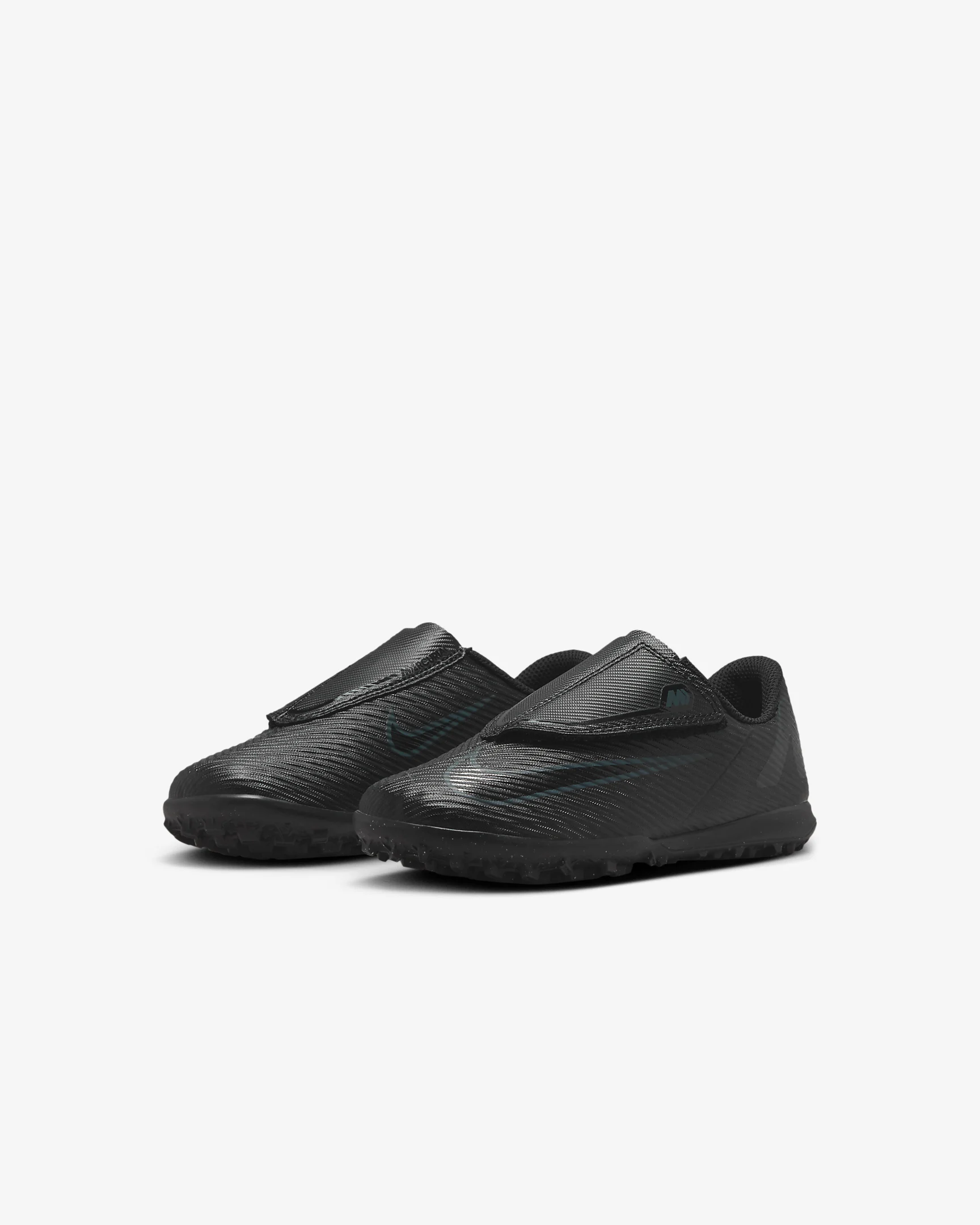 NIKE Jr. Mercurial Vapor 16 Club KIDS' FOOTBALL SHOES