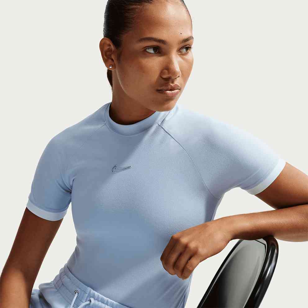 Nike Gloss Women's T-Shirt