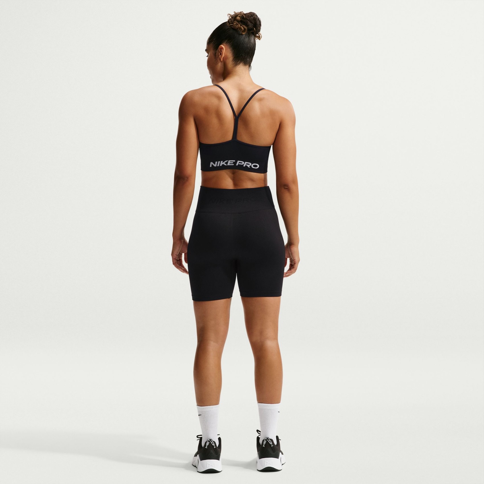 Nike Pro Dri-FIT Seamless Bra