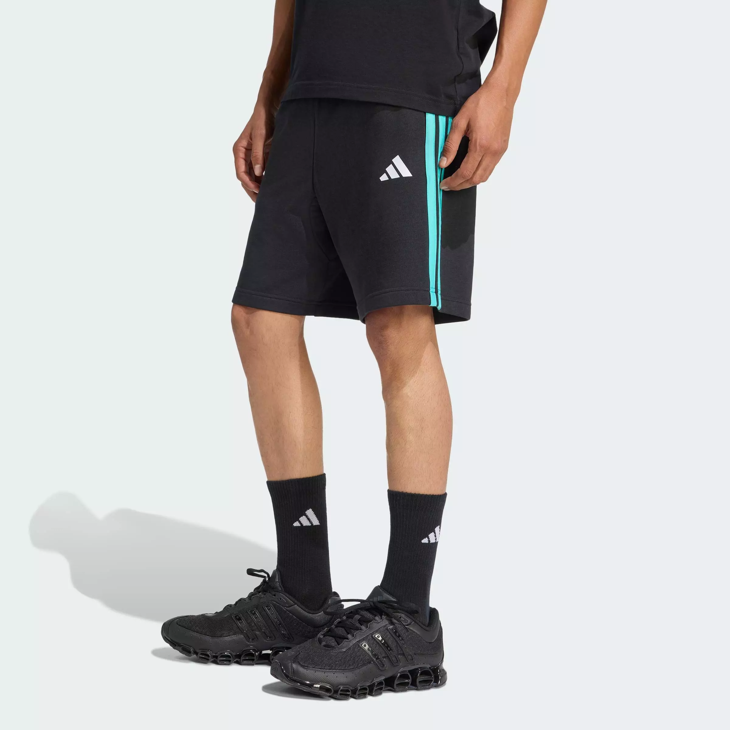 Adidas MERCEDES - AMG PETRONAS FORMULA 1 TEAM DNA Kişilər üçün şortlar
