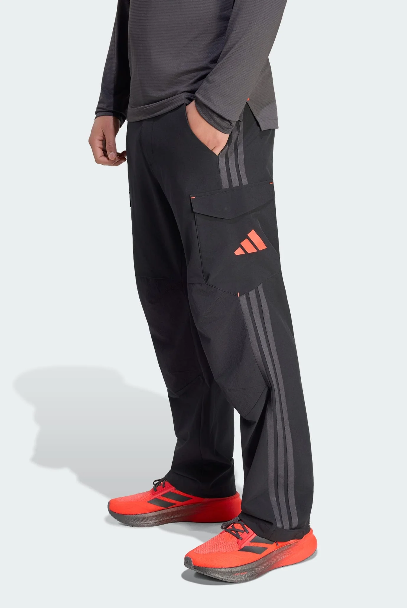 Adidas AUDI REVOLUT F1 TEAM DNA Mechanics Kişilər üçün şalvar