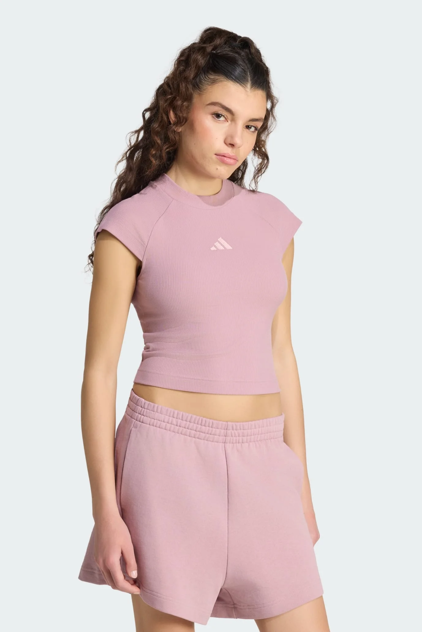 ADIDAS KIT SMALL LOGO RIB Women's T-SHIRT